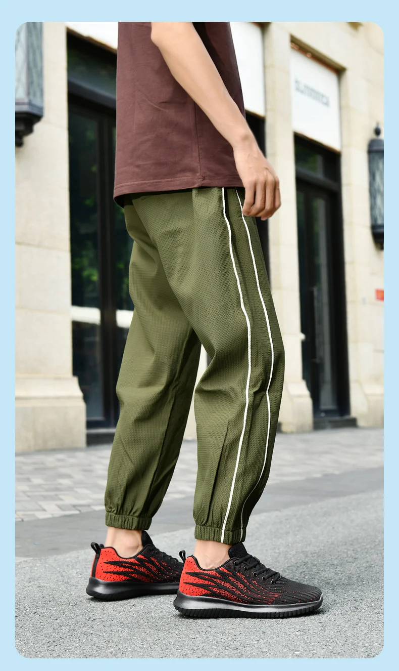 Chef Shoes Non-Slip Four Seasons Breathable Hotel Kitchen Work Shoes Light Outdoor Men's Plus Size Casual Sports Walking Shoes