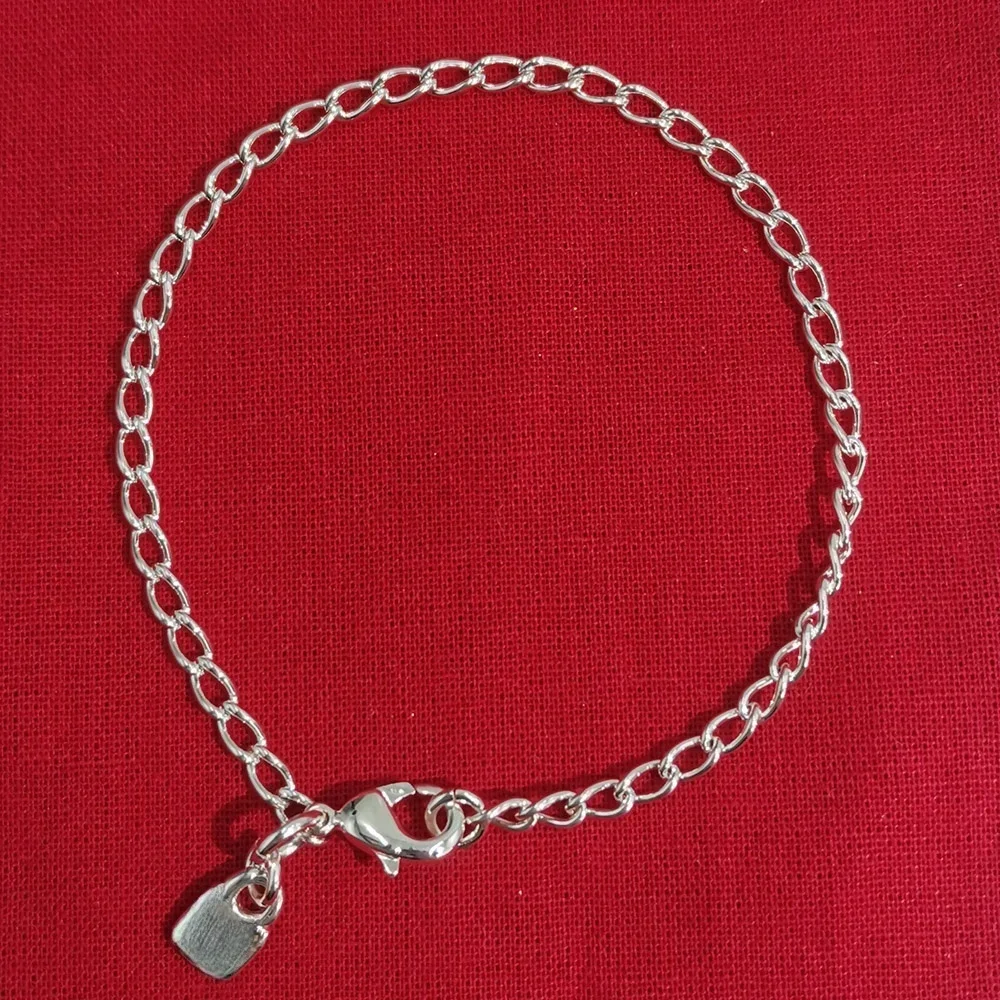 The Best-selling Niche Design DIY Simple and Unique Bracelet Accessories, Letter Pendants, Jewelry Gifts in The Summer of 2025