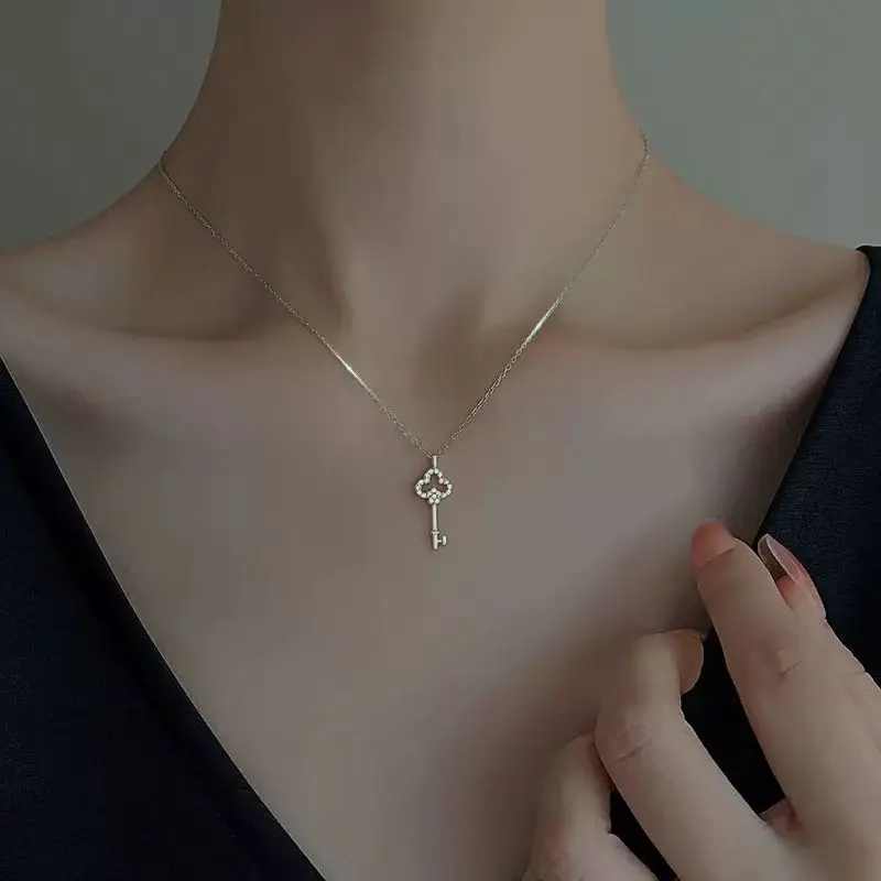Jkeli S925 Sterling Silver Shiny Zircon Cute Key Pendant Necklace for Women Fashion Simple Daily Wear Choker Jewelry Accessories
