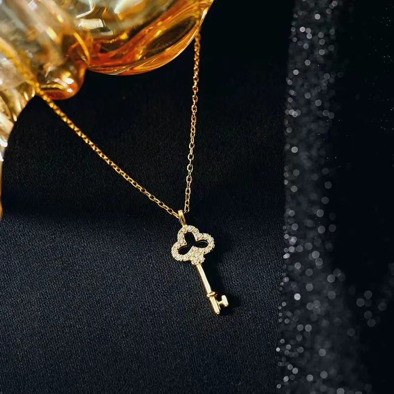 Jkeli S925 Sterling Silver Shiny Zircon Cute Key Pendant Necklace for Women Fashion Simple Daily Wear Choker Jewelry Accessories