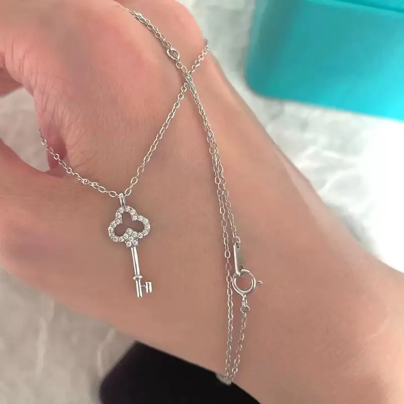 Jkeli S925 Sterling Silver Shiny Zircon Cute Key Pendant Necklace for Women Fashion Simple Daily Wear Choker Jewelry Accessories
