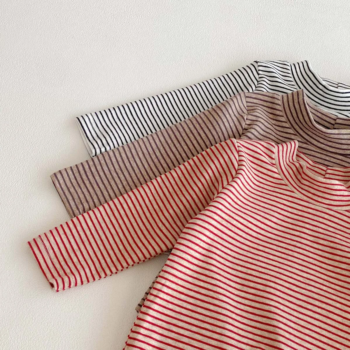Children's autumn and winter striped semi-high collar long sleeve base shirt, male and female baby autumn and winter striped bas