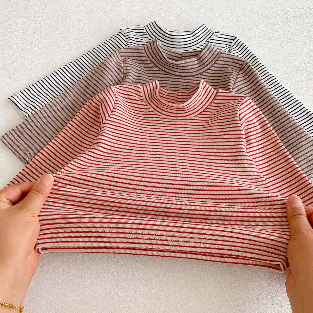 Children's autumn and winter striped semi-high collar long sleeve base shirt, male and female baby autumn and winter striped bas