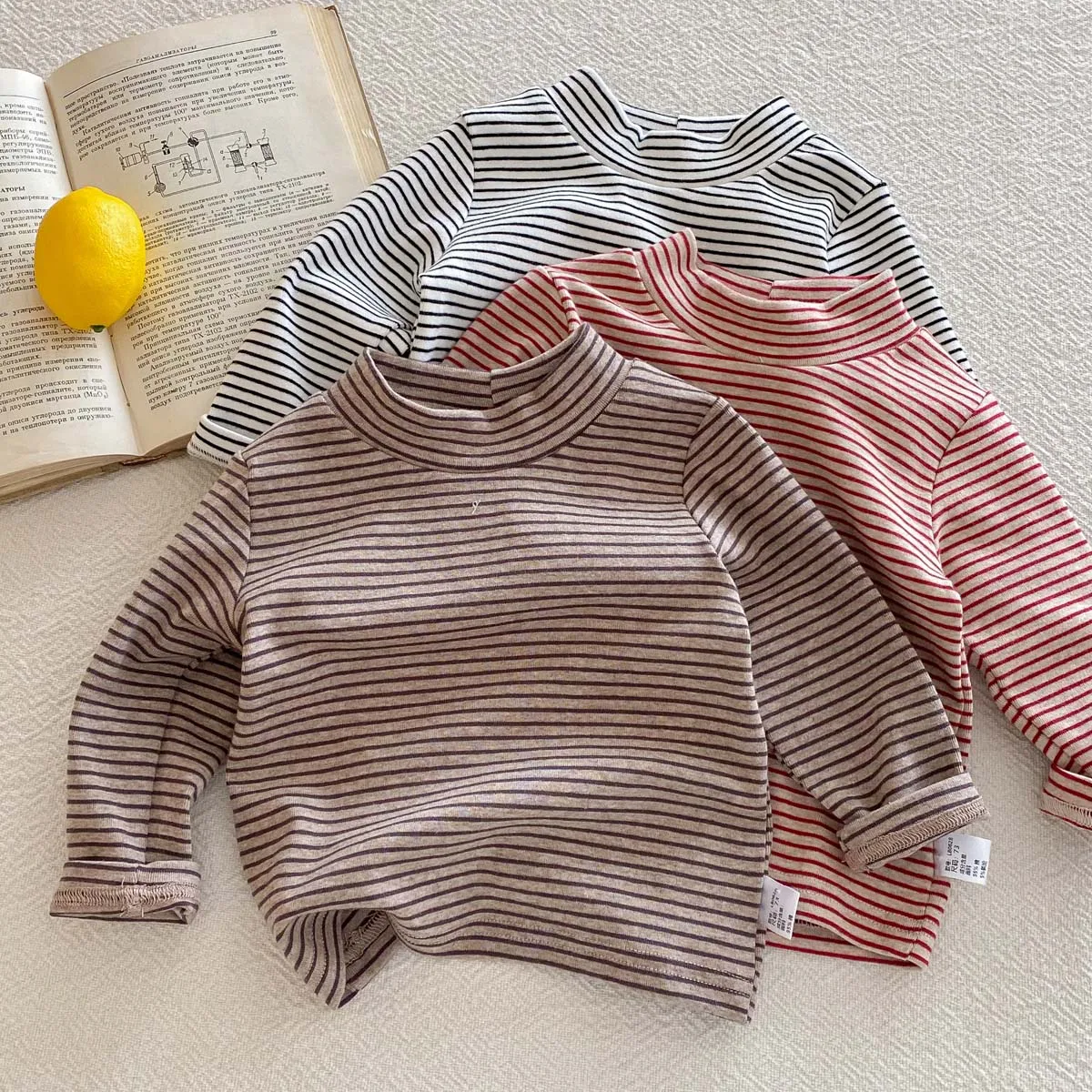 Children's autumn and winter striped semi-high collar long sleeve base shirt, male and female baby autumn and winter striped bas