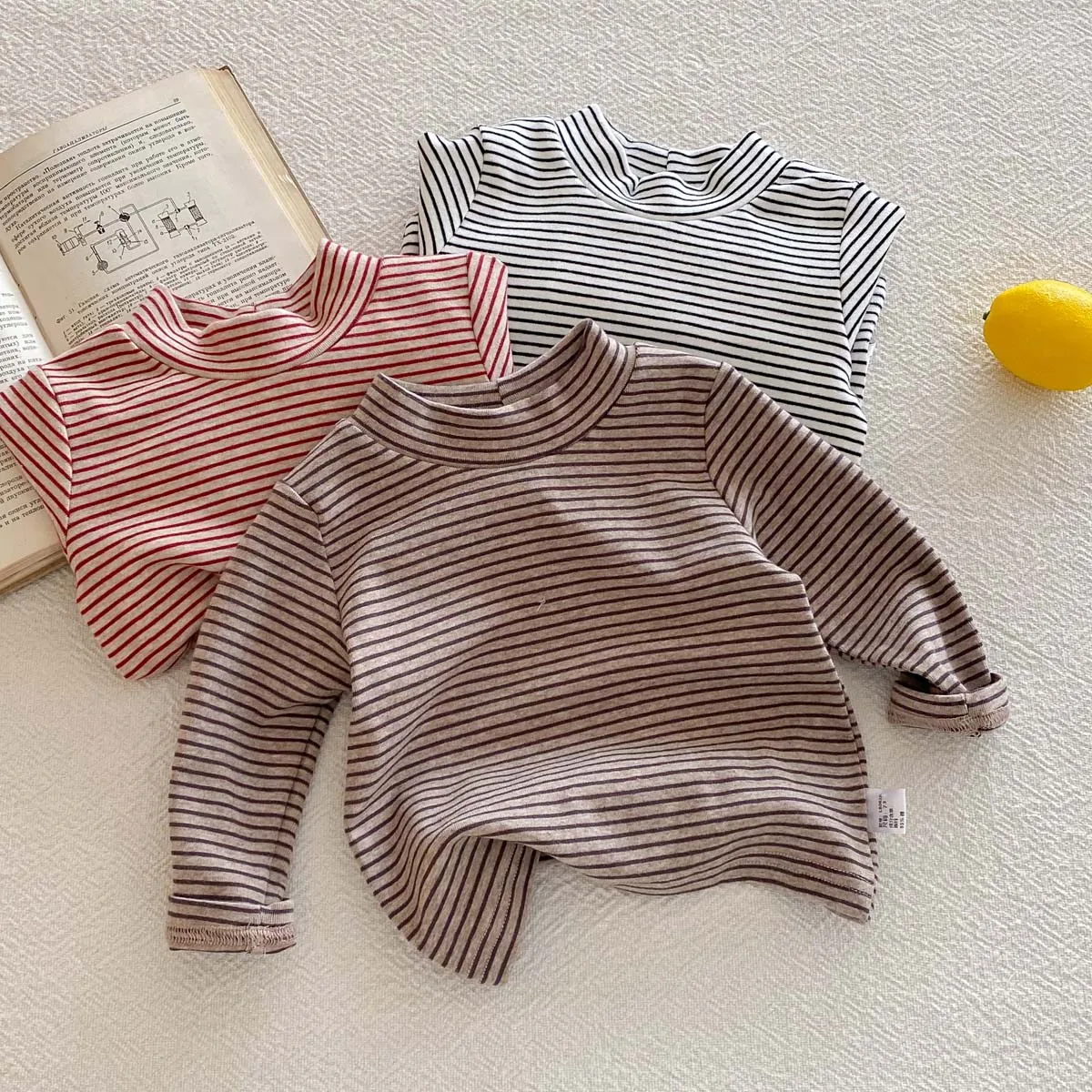 Children's autumn and winter striped semi-high collar long sleeve base shirt, male and female baby autumn and winter striped bas