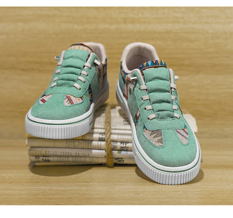 Mens Casual Sports Shoes New Outdoor High Quality Thick Sole Fashion Canvas Shoe Comfortable Breathable Luxury Men's Board Shoes