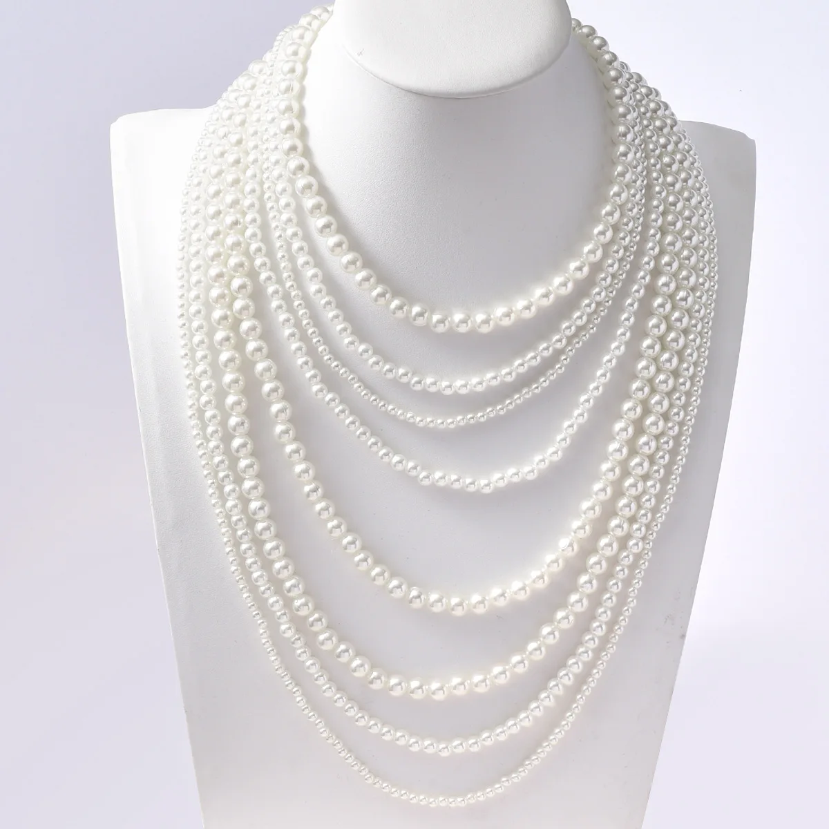 Vintage Imitation Pearl Choker Necklace Art Deco Flapper Accessories for Women White Multi-layer Imitation Pearl Necklaces