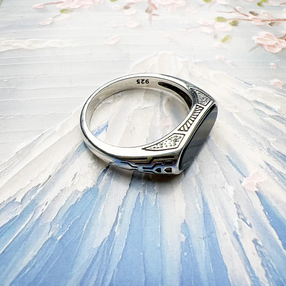 Signet Ring Oval Shape Onyx Europe Style Romantic Fine Jewelry For Women New Vintage Gift In Real 925 Sterling Silver