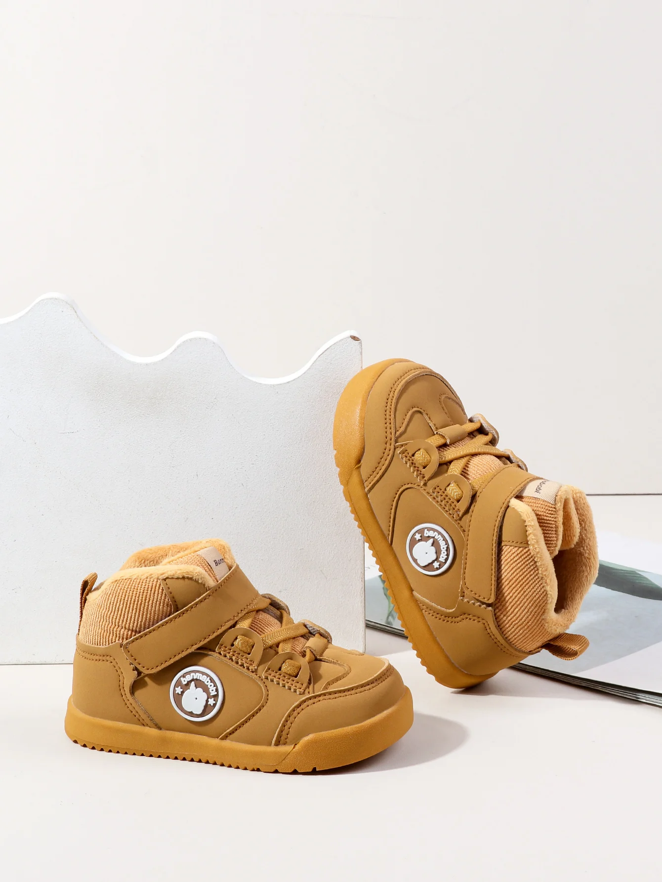 Hot Selling BaBy Unisex First Walking Toddler Shoes Fashion Style Fleece-lined Design For Winter And Autumn 0-4 Years Old
