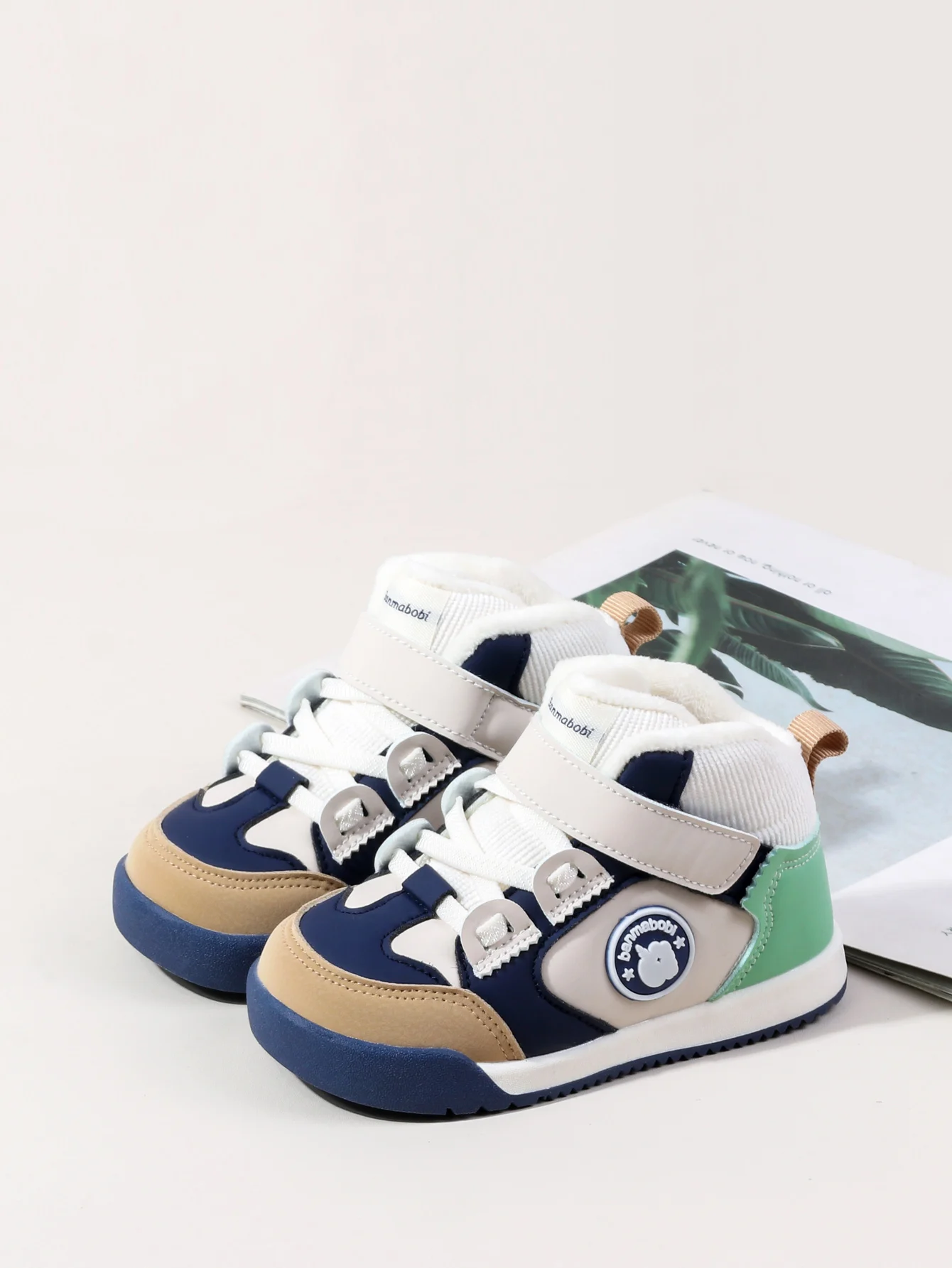Hot Selling BaBy Unisex First Walking Toddler Shoes Fashion Style Fleece-lined Design For Winter And Autumn 0-4 Years Old