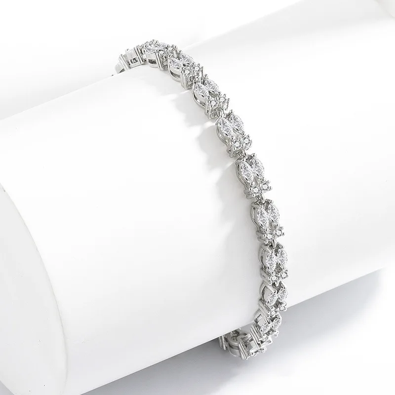925 Sterling Silver Leaf-shaped Water Drop-shaped Bright Crystal Zircon Bracelet Women's Elegant Light Luxury Jewelry