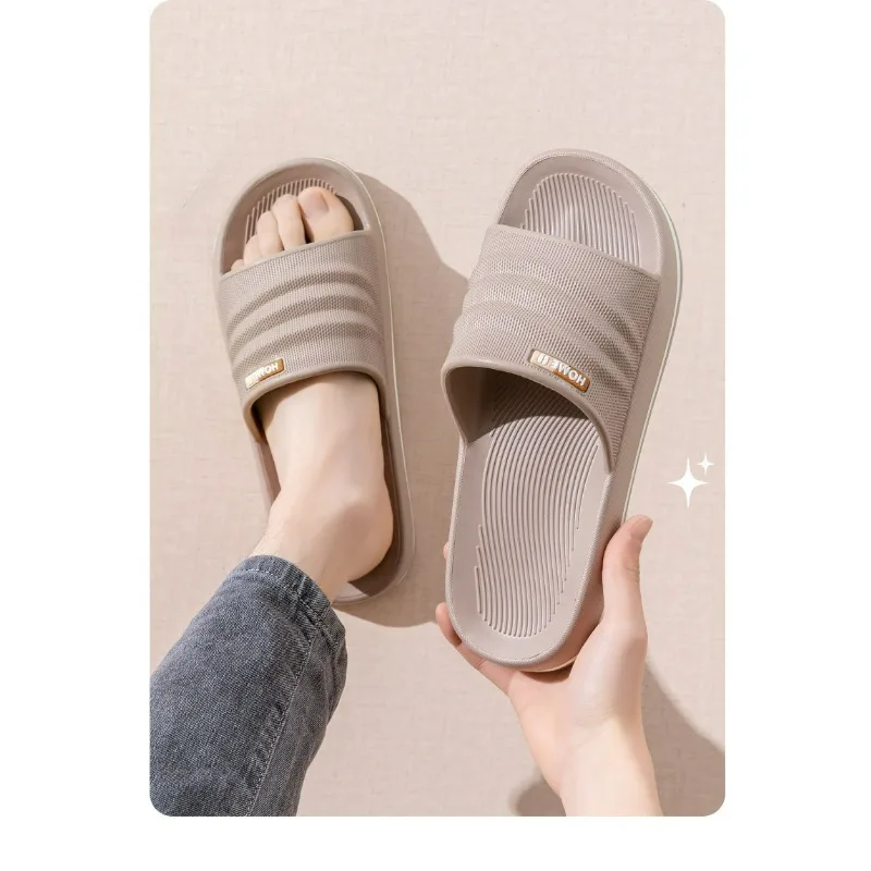 Comfortable House Men's Slippers 2026 New Summer Slippers for Men Non-slip Bathroom wear Men's Slippers Dark Blue Coffee