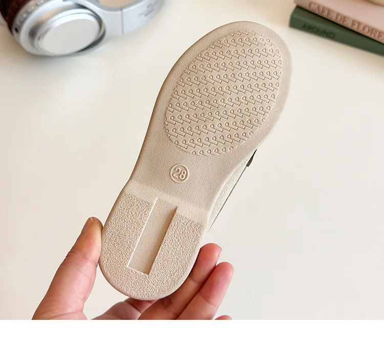 Children's Slip-On Loafers Retro British Style Casual Shoes Leather Shoes for Boys And Girls Breathable Rubber Sole Summer Shoes