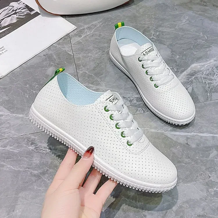 Women's Vulcanized Shoes Breathable Comfortable Hole Outdoor Sports Shoes Summer Running Shoes Fashion Board Shoes Thick Sole