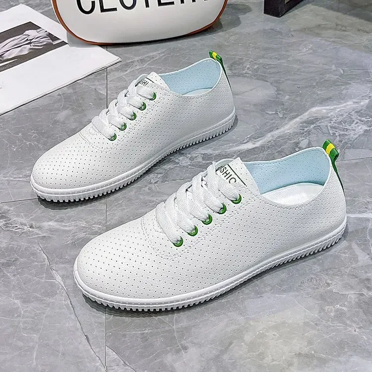 Women's Vulcanized Shoes Breathable Comfortable Hole Outdoor Sports Shoes Summer Running Shoes Fashion Board Shoes Thick Sole