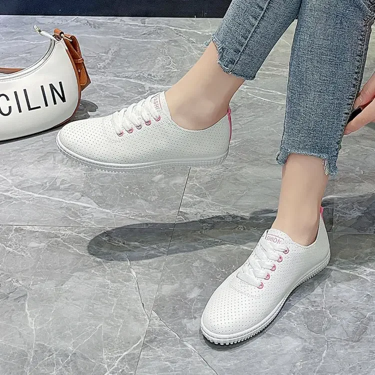 Women's Vulcanized Shoes Breathable Comfortable Hole Outdoor Sports Shoes Summer Running Shoes Fashion Board Shoes Thick Sole