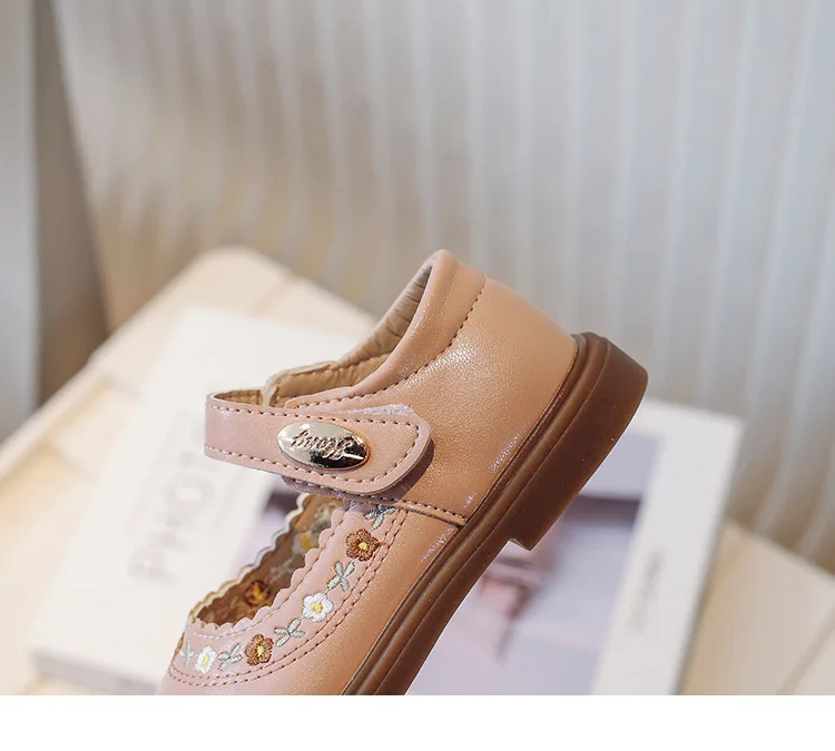 Children's Leather Shoes Spring Autumn Versatile Kids Mary Jane Shoes Fashion Embroidered Flower Causal Princess Shoes for Girls