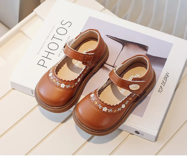 Children's Leather Shoes Spring Autumn Versatile Kids Mary Jane Shoes Fashion Embroidered Flower Causal Princess Shoes for Girls