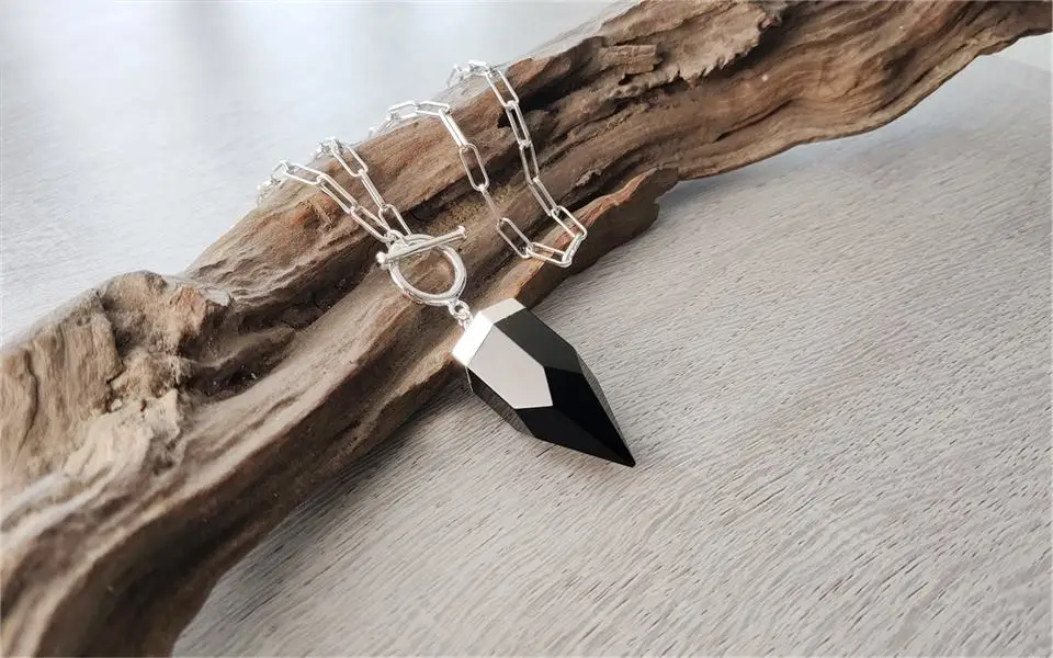 FUWO 1Pc Obsidian Crystal Pointed Necklace,Silver Plated Square Chain, Black and White Classic Semi Precious Stone Gift NC41