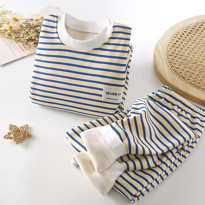 Children's Home Clothing, Autumn and Winter Warm Clothes, Girls' Long Sleeved Top with Plush Bottom, Boys' Top and Pants Set