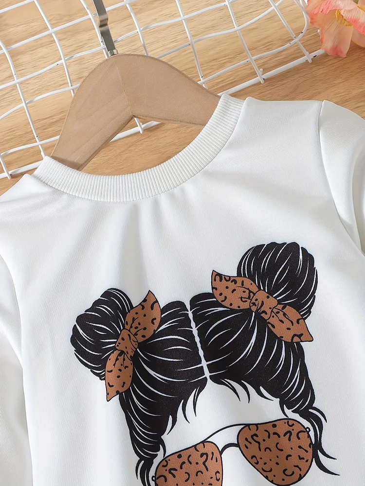 2-Piece Set for Girls: Autumn Portrait Print Round Neck Long-Sleeve Sweatshirt and Solid Color Patchwork Ruched Print Long Pants Set