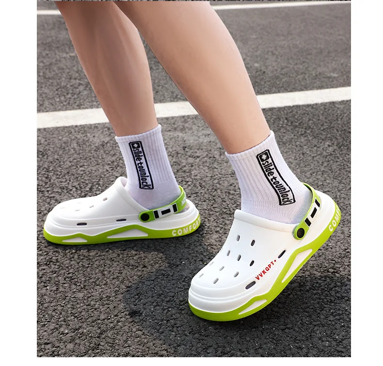 Fashion Clogs For Men EVA Light Hole Garden Shoes Outdoor Male Beach Sandals Home Bathroom Shoe Unisex Casual Slides