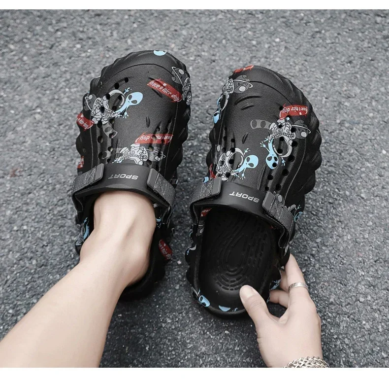 18 Men Shoes Slippers Men Garden Flat Sandals Platform Sandals Man Summer Sandals Male Sneakers Outdoor Flip Flops Home Clogs