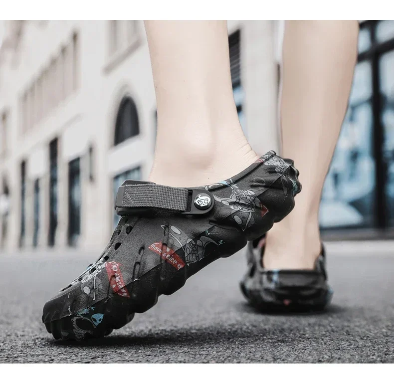 18 Men Shoes Slippers Men Garden Flat Sandals Platform Sandals Man Summer Sandals Male Sneakers Outdoor Flip Flops Home Clogs