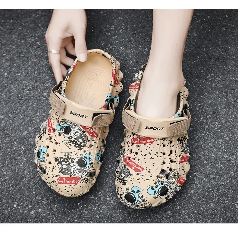 18 Men Shoes Slippers Men Garden Flat Sandals Platform Sandals Man Summer Sandals Male Sneakers Outdoor Flip Flops Home Clogs