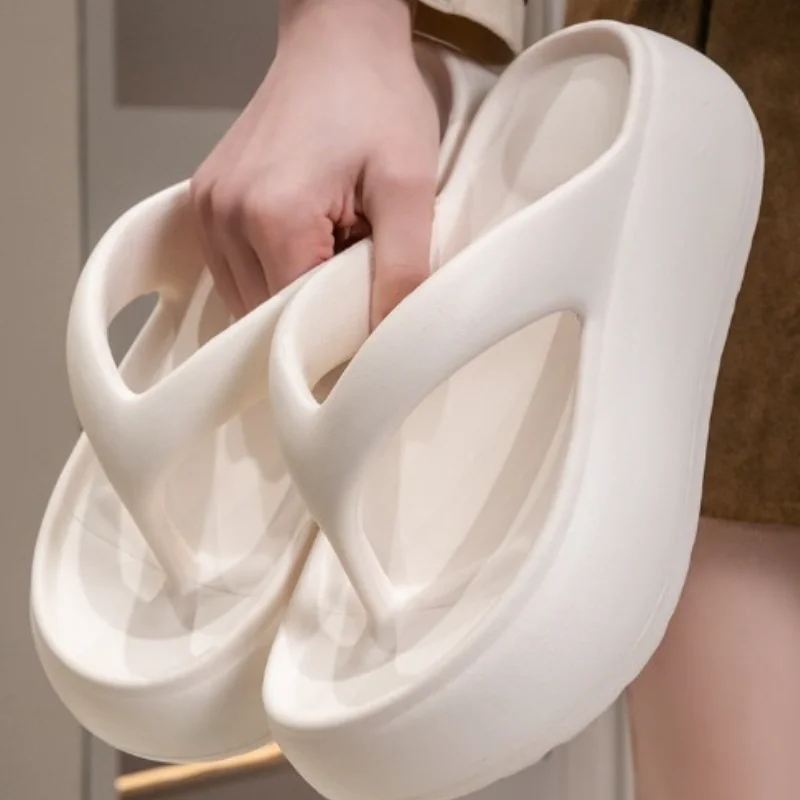 Popular Chunky Platform Clip Toe Sandals 2025 Women New Thick Bottom Slip On Silppers EVA Anti-odorant Sandalias De Mujer 5cm