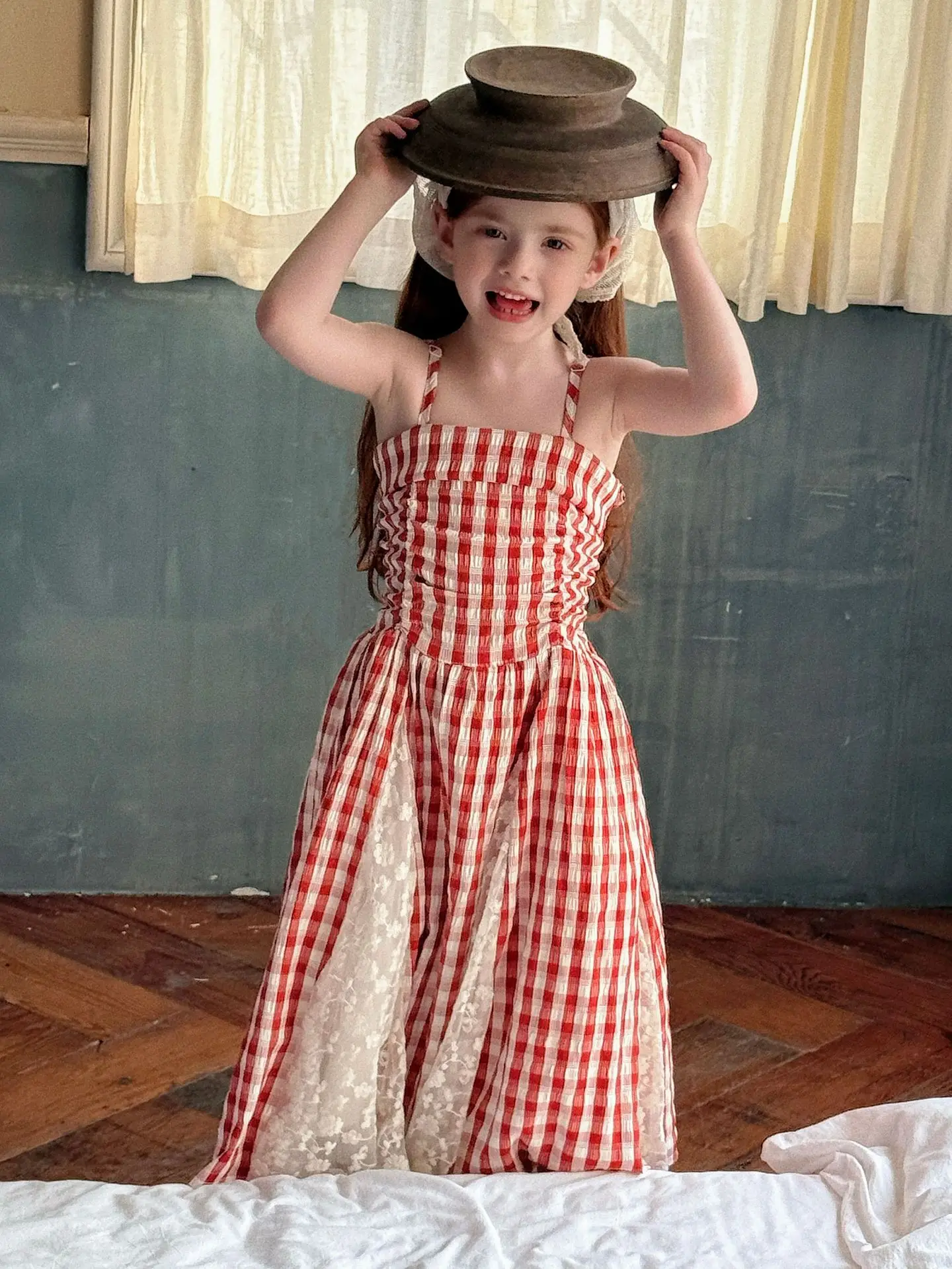 2026 Summer New Children Fairy Long Dress for Girls French Red Checkered Lace Splicing Lace Strap Dress