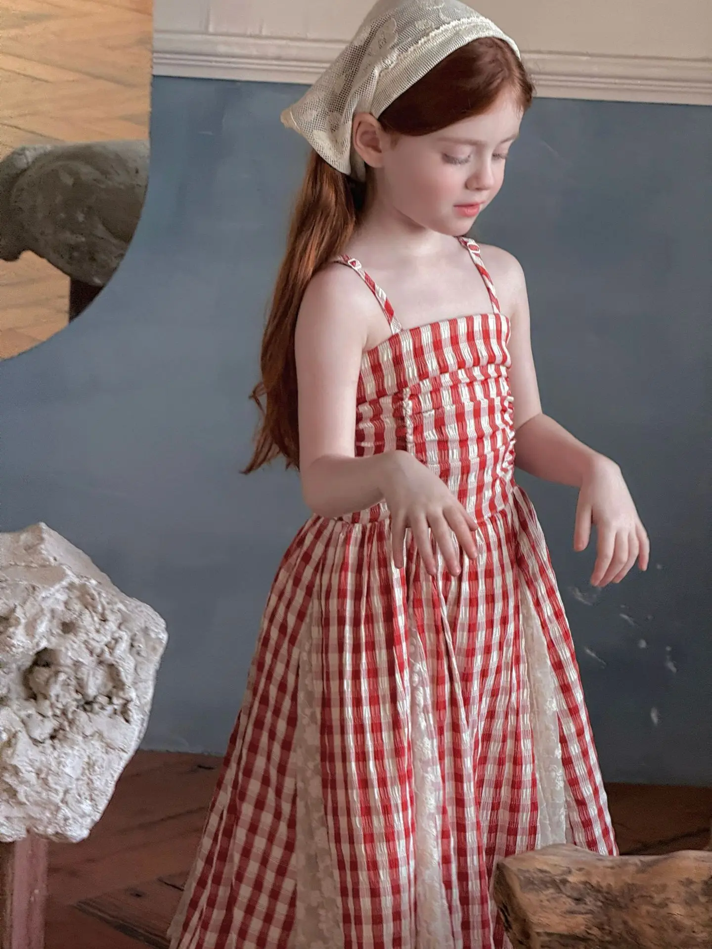 2026 Summer New Children Fairy Long Dress for Girls French Red Checkered Lace Splicing Lace Strap Dress