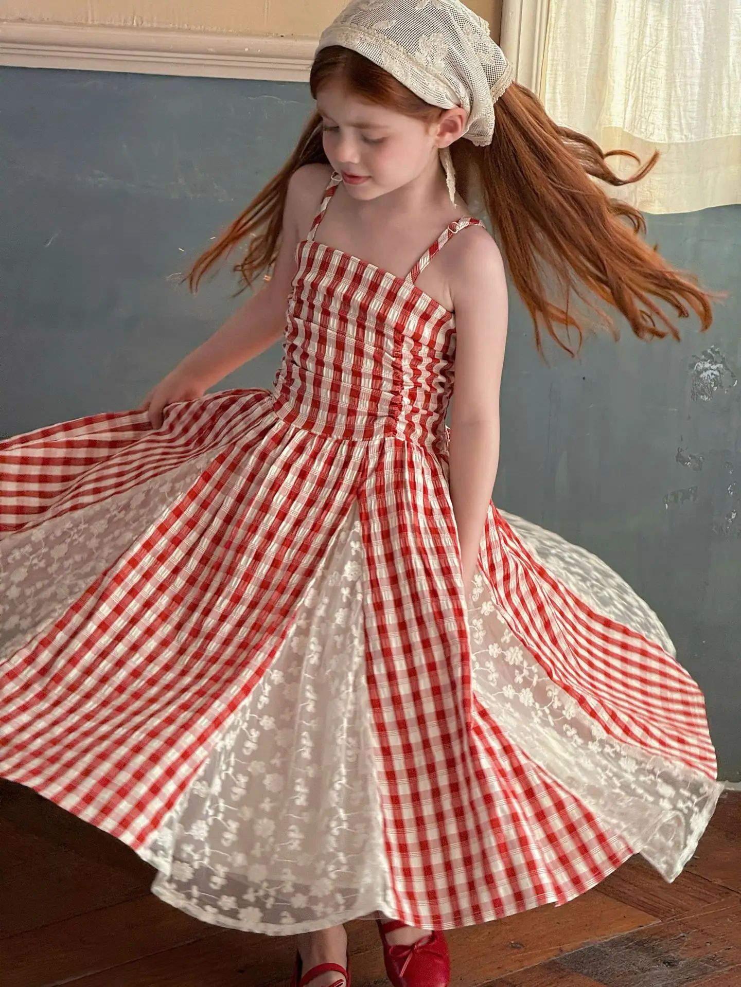 2026 Summer New Children Fairy Long Dress for Girls French Red Checkered Lace Splicing Lace Strap Dress