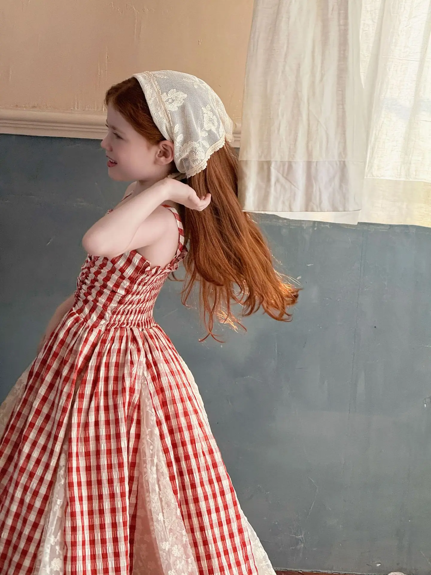 2026 Summer New Children Fairy Long Dress for Girls French Red Checkered Lace Splicing Lace Strap Dress