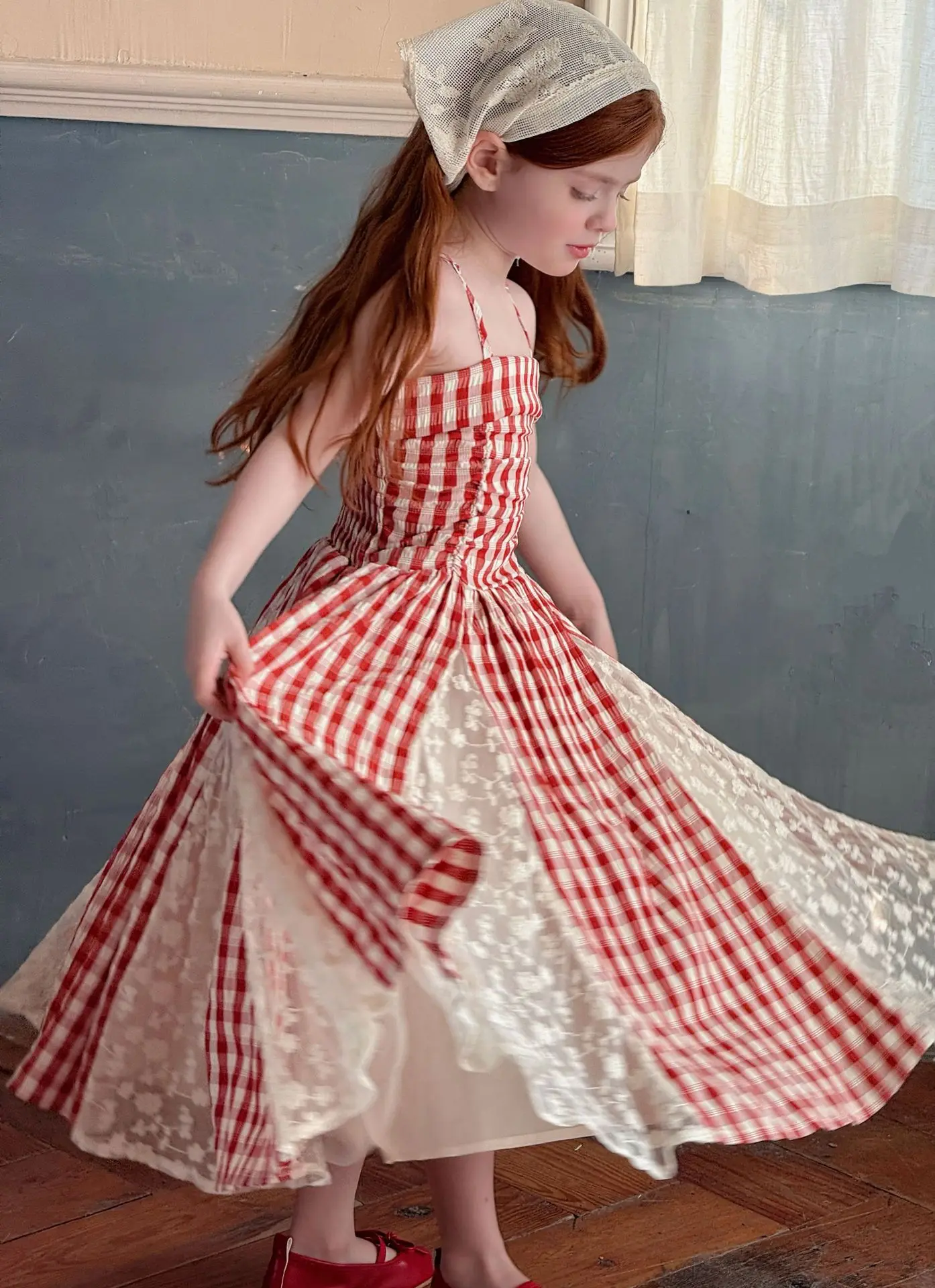 2026 Summer New Children Fairy Long Dress for Girls French Red Checkered Lace Splicing Lace Strap Dress