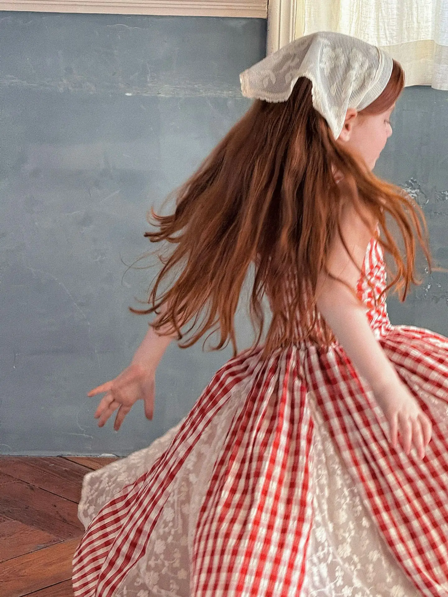 2026 Summer New Children Fairy Long Dress for Girls French Red Checkered Lace Splicing Lace Strap Dress