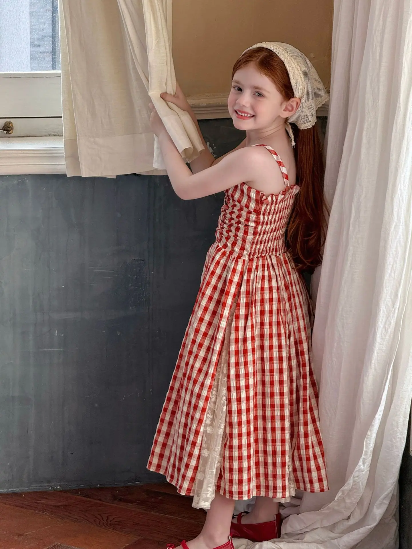2026 Summer New Children Fairy Long Dress for Girls French Red Checkered Lace Splicing Lace Strap Dress