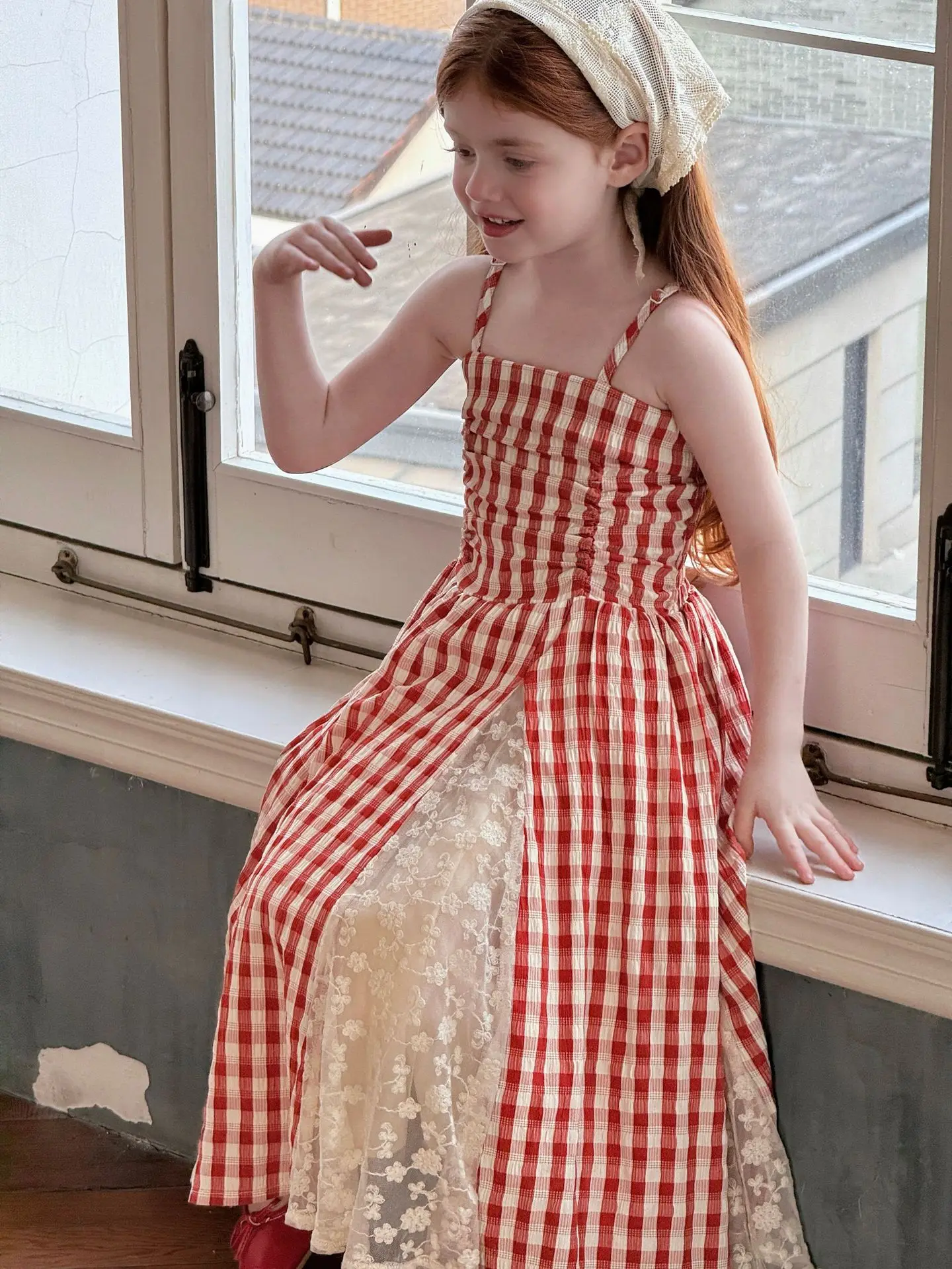 2026 Summer New Children Fairy Long Dress for Girls French Red Checkered Lace Splicing Lace Strap Dress