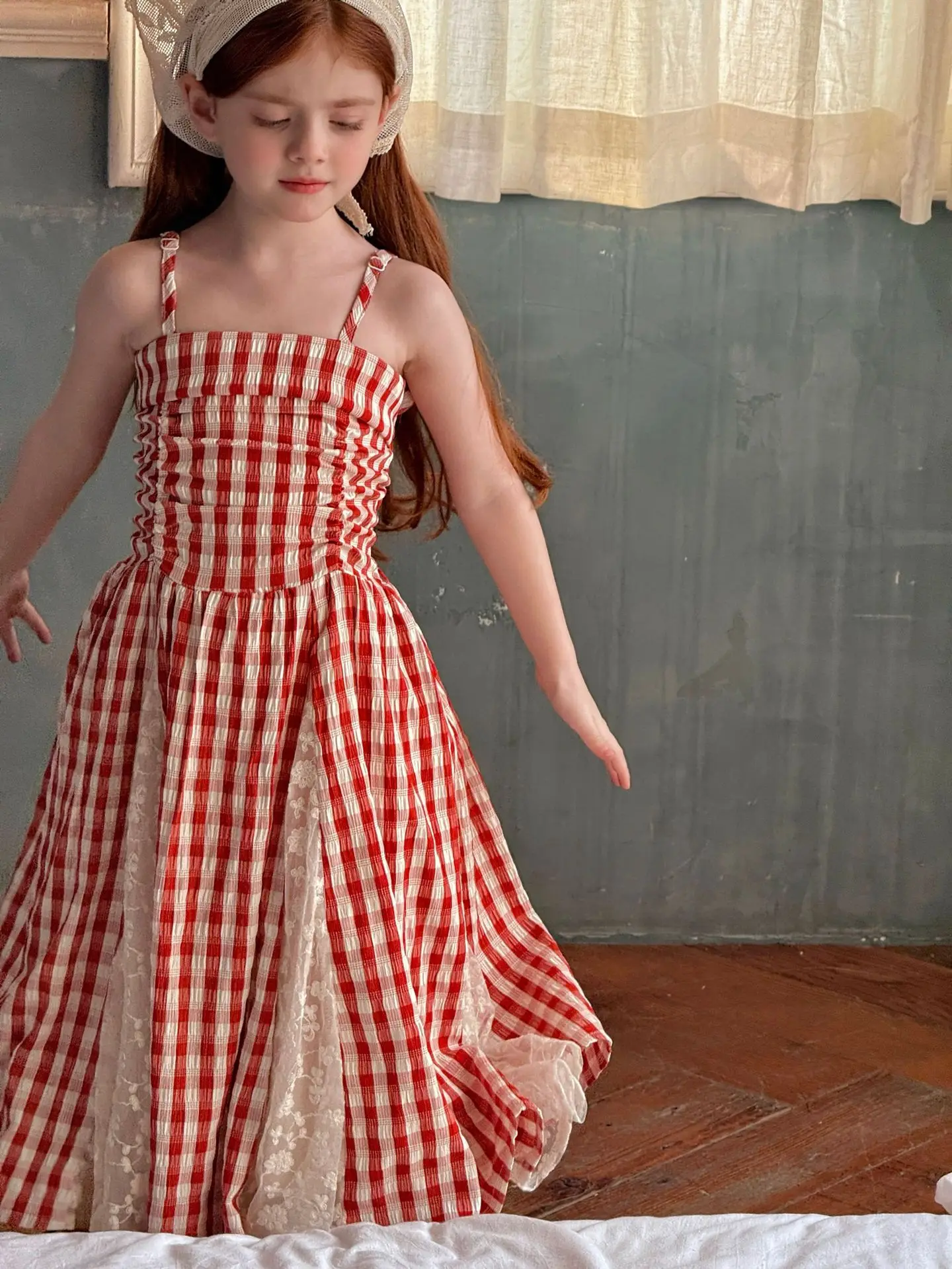 2026 Summer New Children Fairy Long Dress for Girls French Red Checkered Lace Splicing Lace Strap Dress