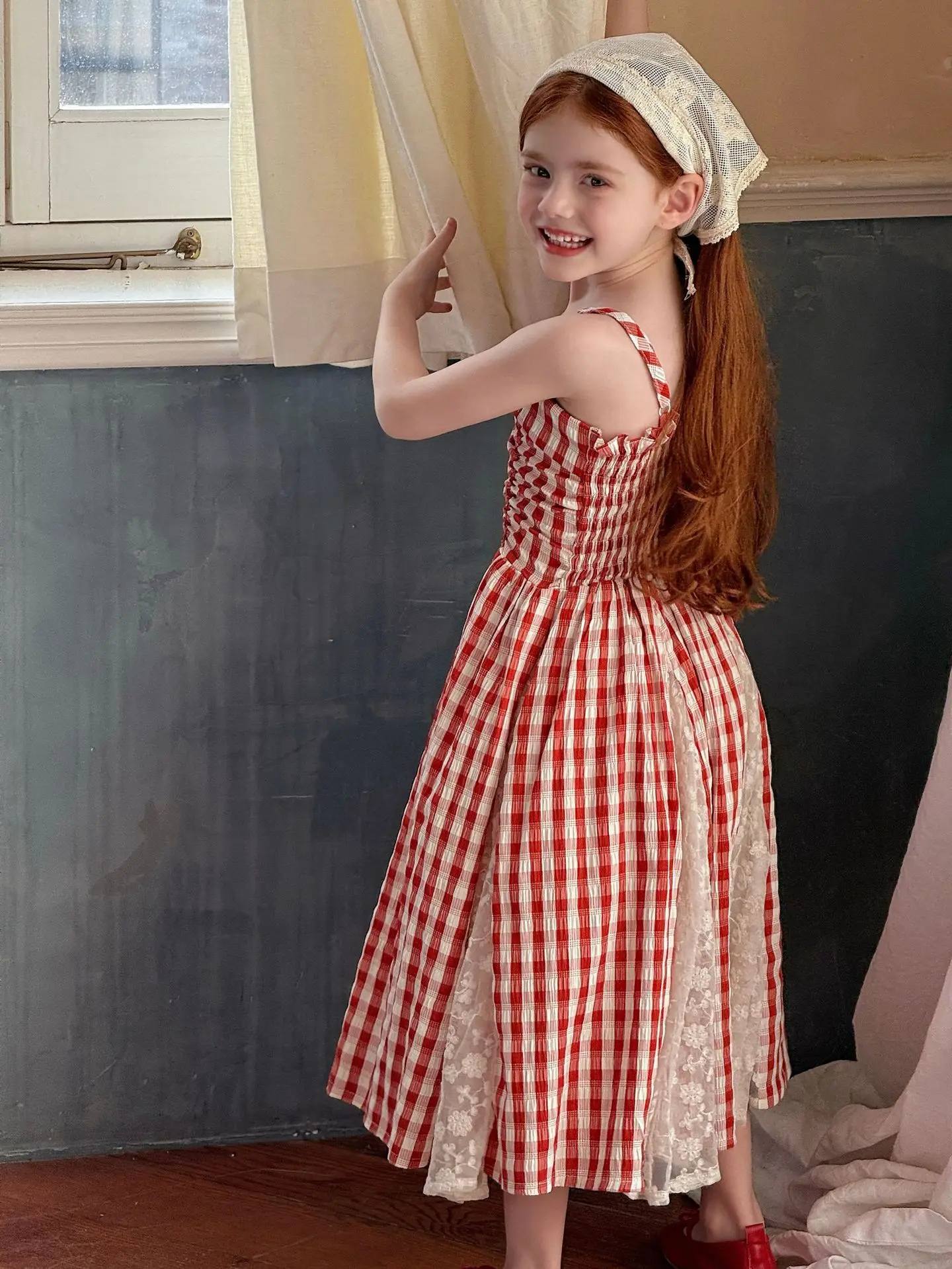 2026 Summer New Children Fairy Long Dress for Girls French Red Checkered Lace Splicing Lace Strap Dress