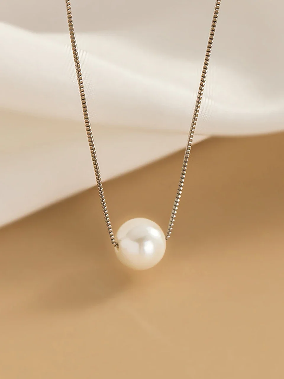 925 Sterling Silver Luxury Fashion White 6MM 8MM 10MM Mother of Pearl Pendant Necklace for Women Wedding Jewelry Accessories