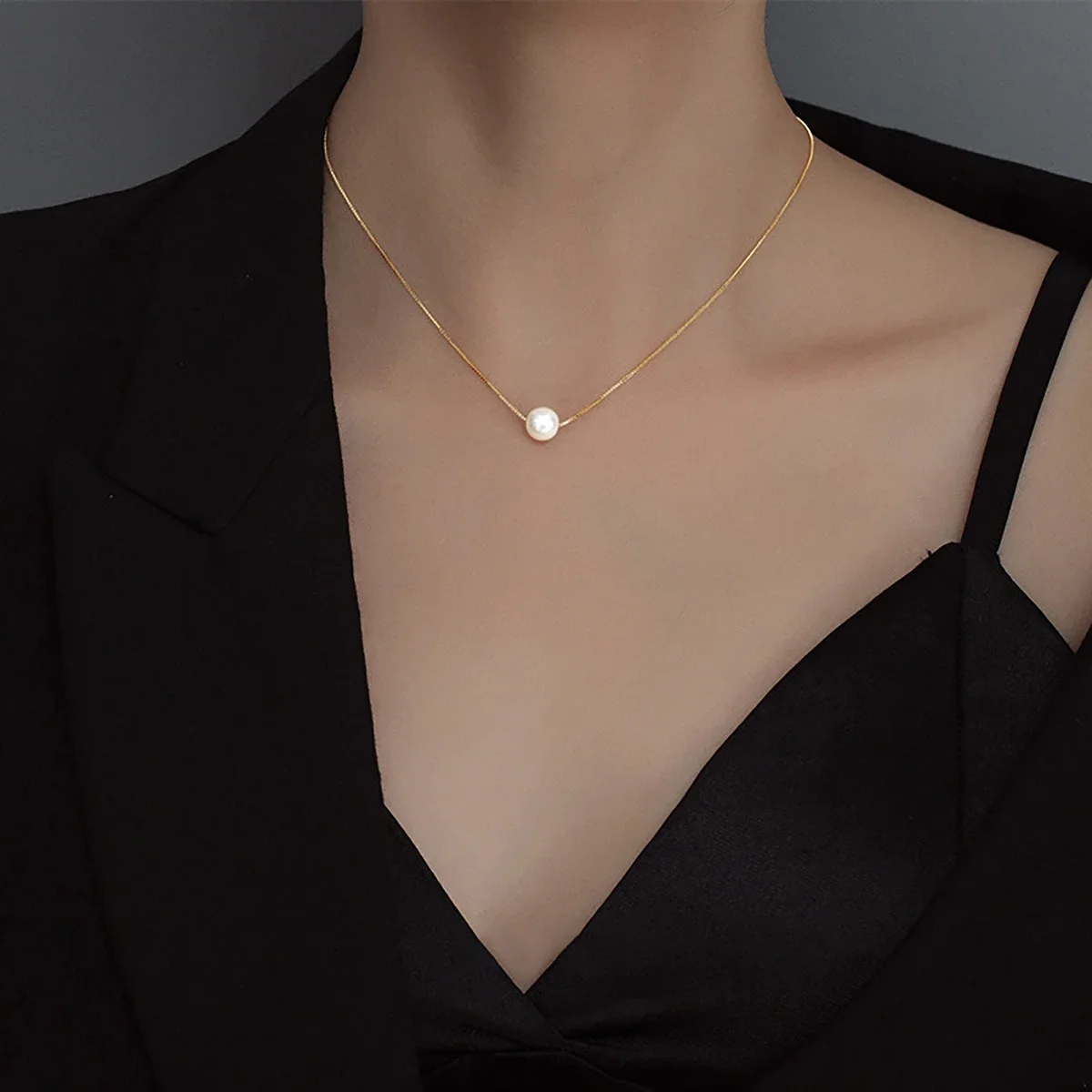 925 Sterling Silver Luxury Fashion White 6MM 8MM 10MM Mother of Pearl Pendant Necklace for Women Wedding Jewelry Accessories