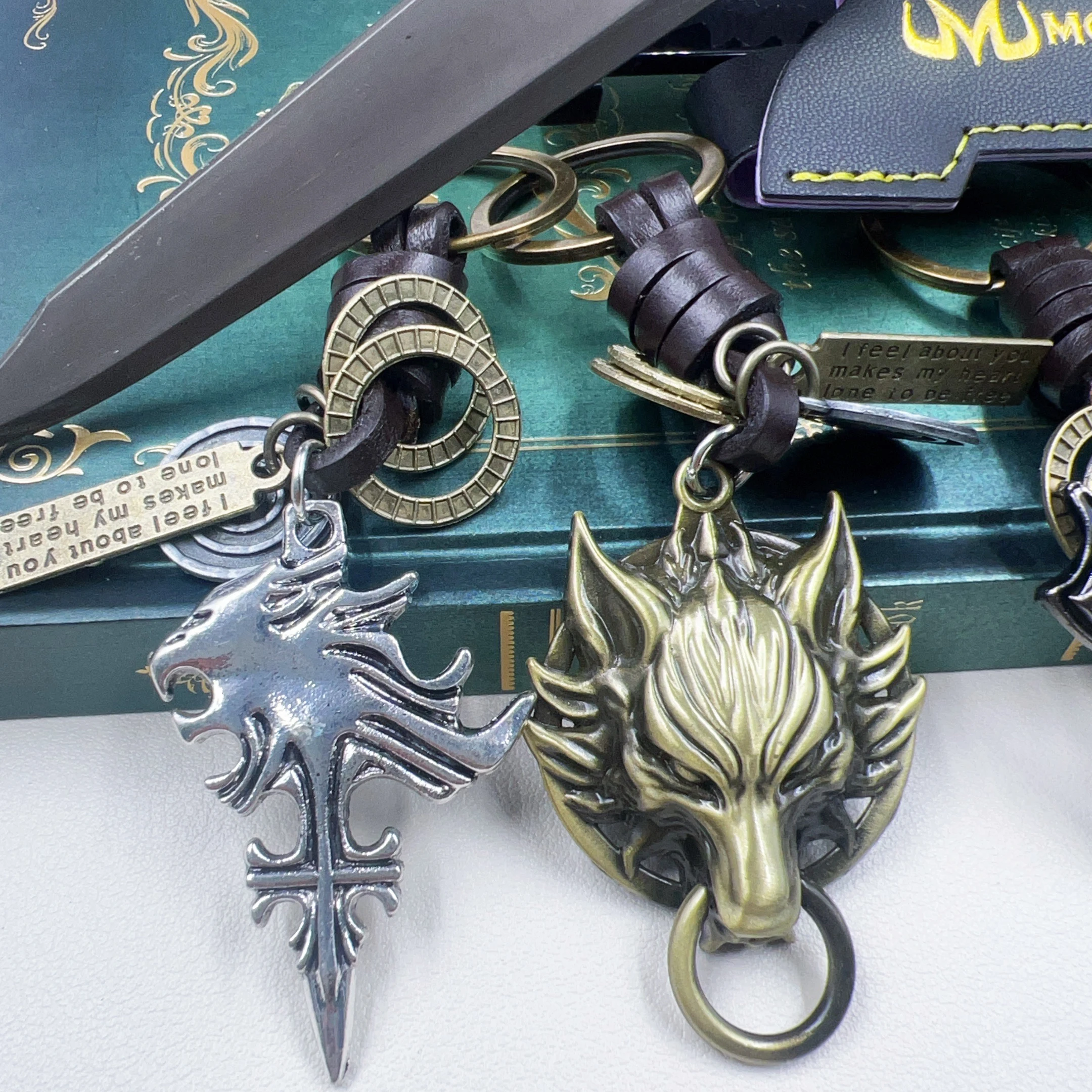 22cm Lion Heart Gunblade with Keychain FF VIII Game Merchandise Squall Leonhart Metal Blade Model for Home Decoration Collection