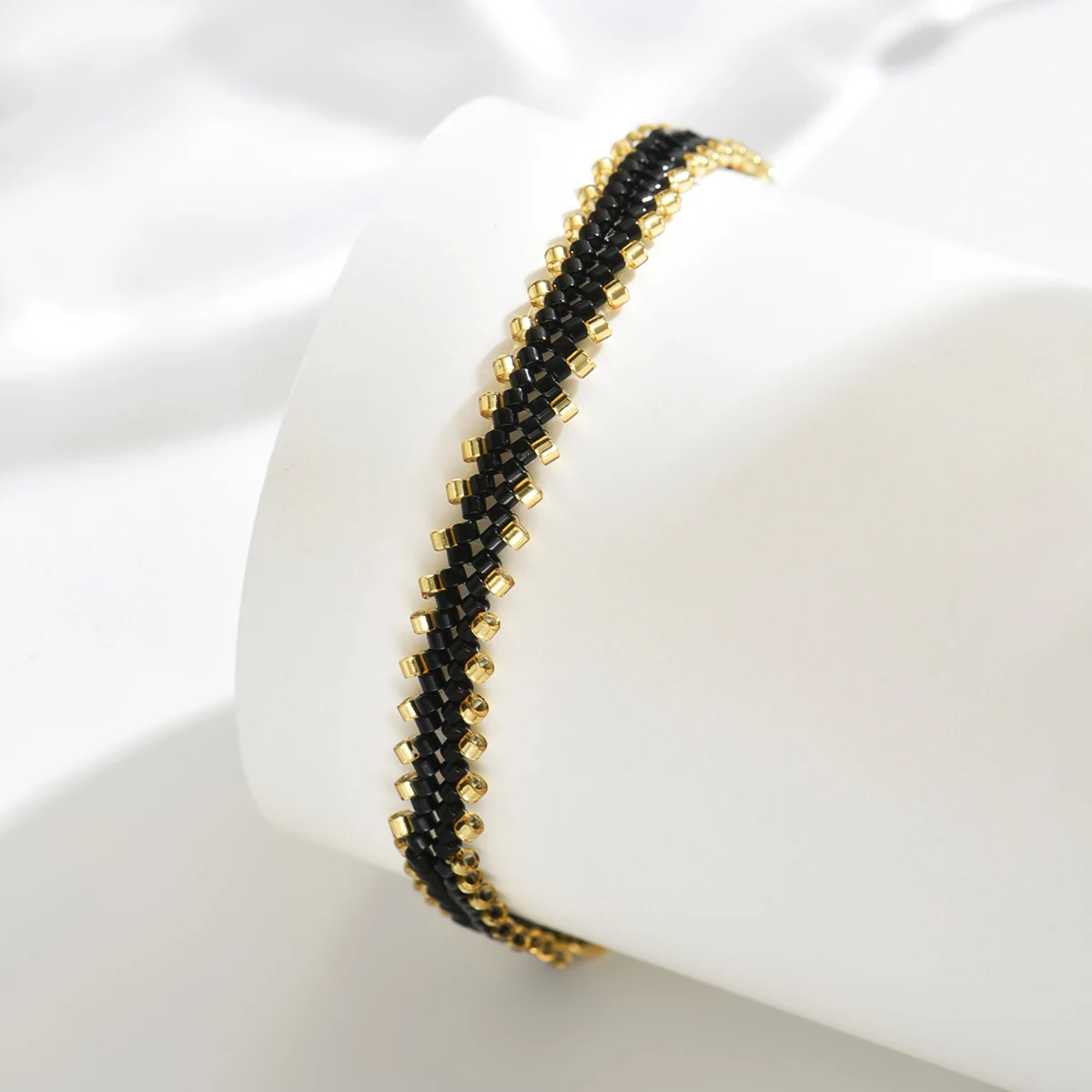 ZHONGVI Bohemian Stainless Steel Chain Bracelet Handmade Braided String Minimalist Bangles Suitable for daily wear Jewelry Gift