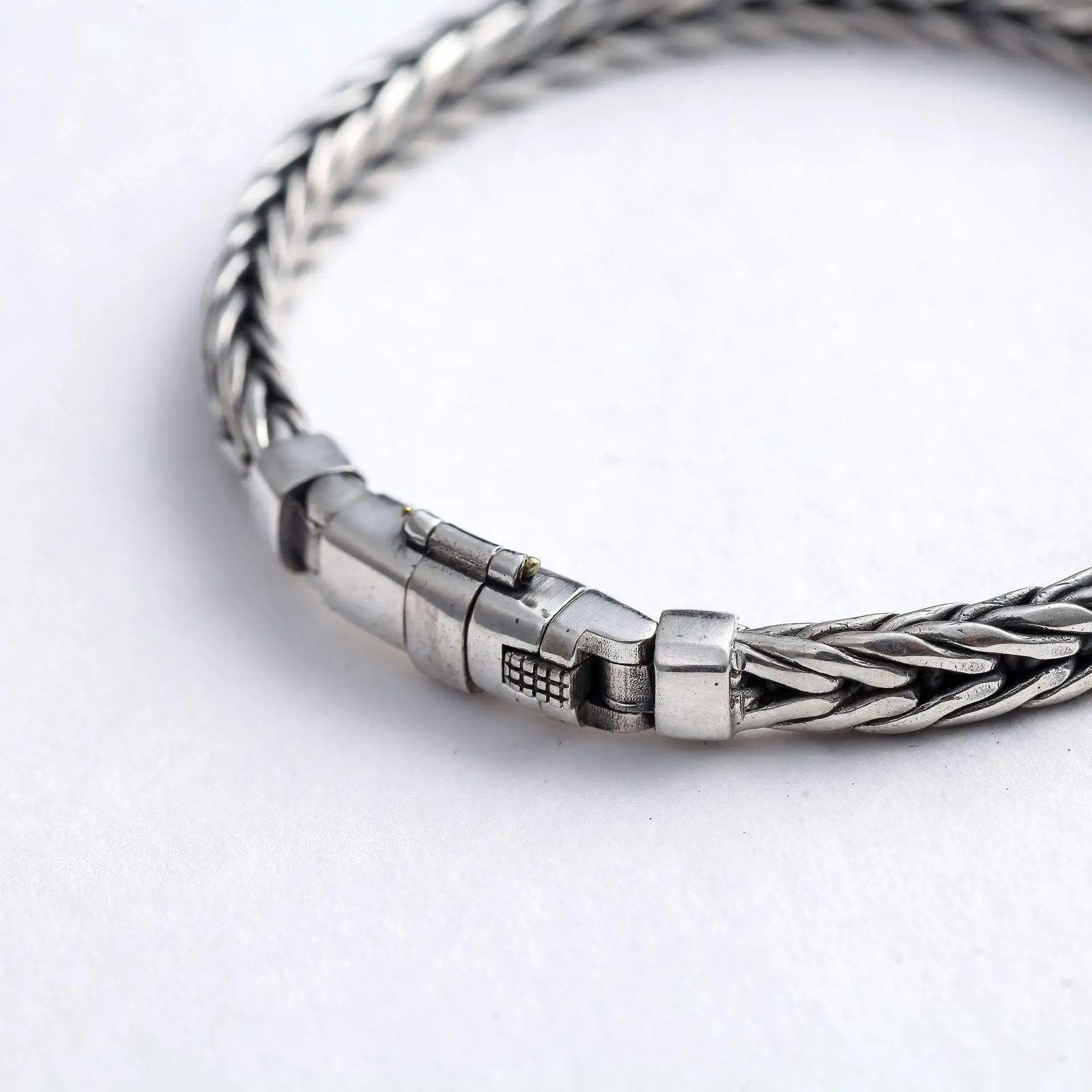 100% S925 Sterling Silver Handmade Woven Retro Domineering Style Personality Keel Man Woman Pure S925 Silver Bracelet Jewelry