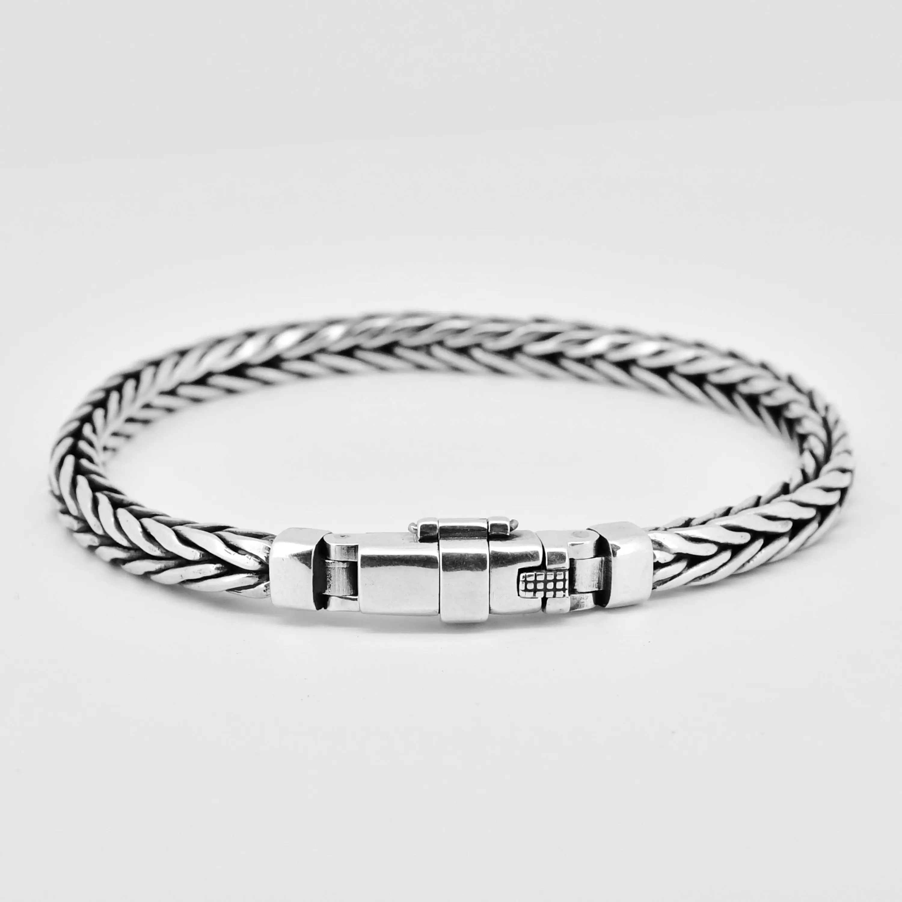 100% S925 Sterling Silver Handmade Woven Retro Domineering Style Personality Keel Man Woman Pure S925 Silver Bracelet Jewelry