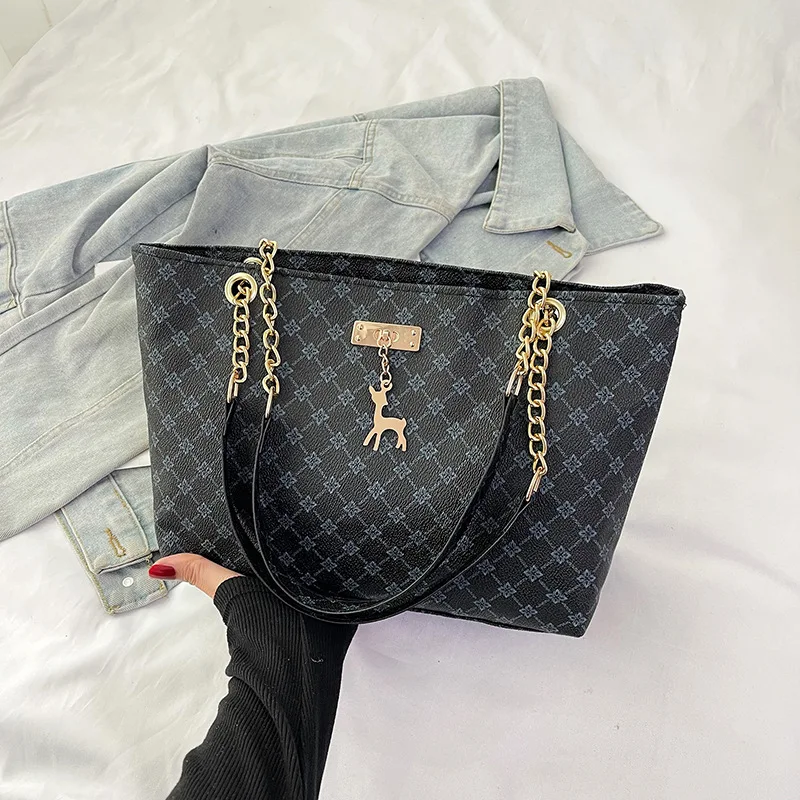 Women's Large Capacity Fashion Tote Bag Luxury Design Handbag Trendy Shoulder Purse with Printing Pattern for Shopping