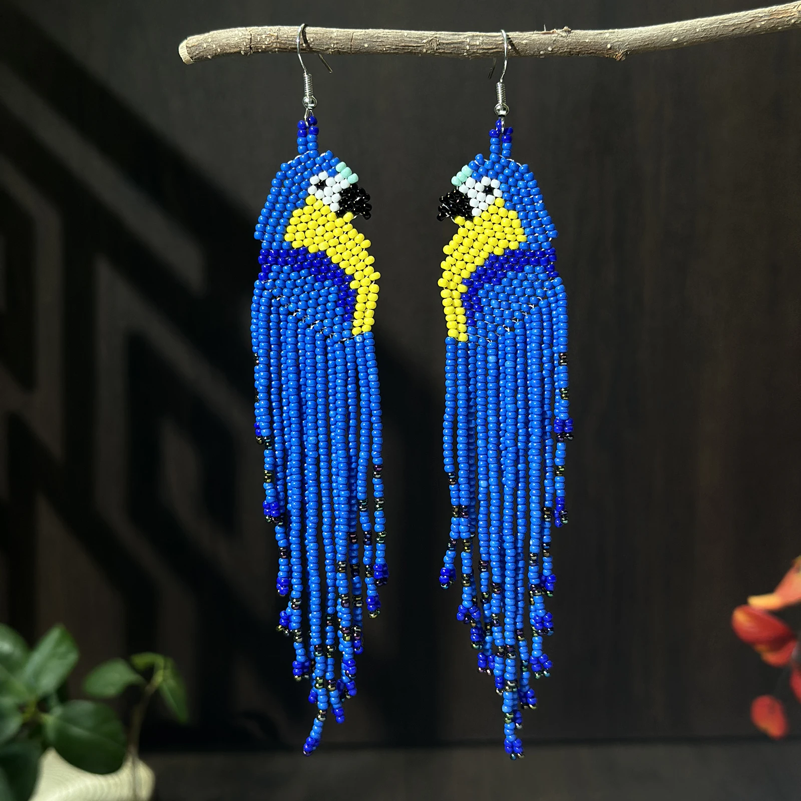 Glass Bead String Earrings with Parrot Design Bohemian Fringe Earrings Seed Bead Strings Women's Jewelry for Everyday Wear