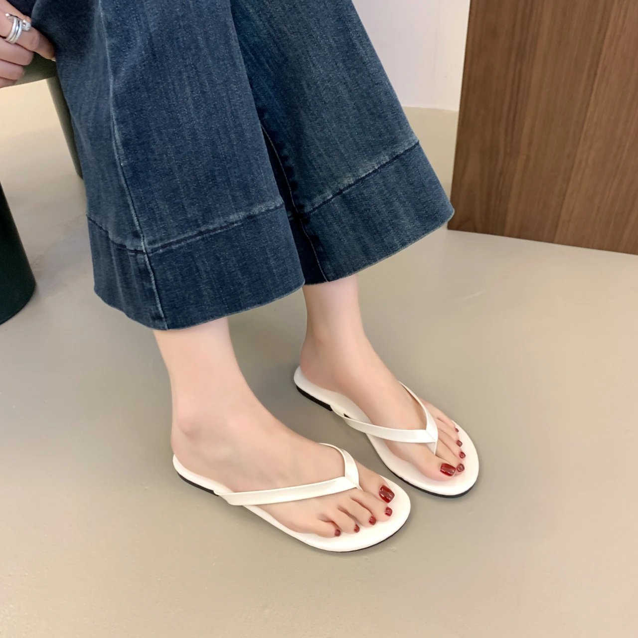 Large Size Sandals Women's Shoes Summer 2025 New Flip-flops Outer Slippers Flat Sandals
