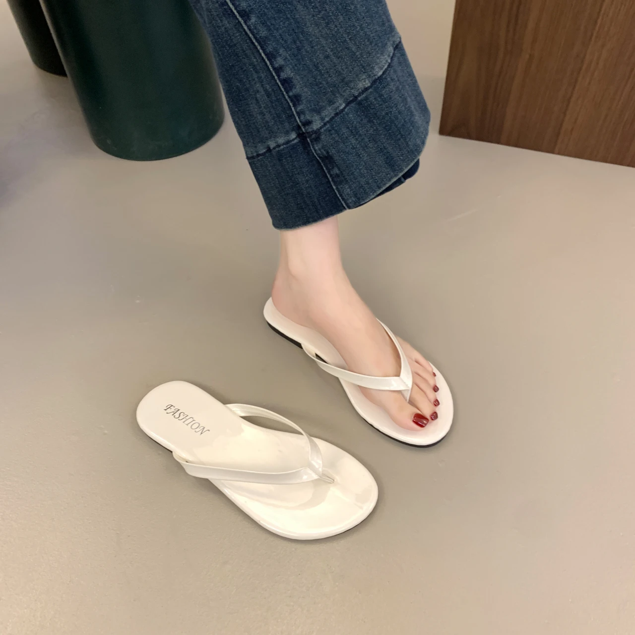 Large Size Sandals Women's Shoes Summer 2025 New Flip-flops Outer Slippers Flat Sandals
